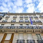 L\'Avenue Montaigne